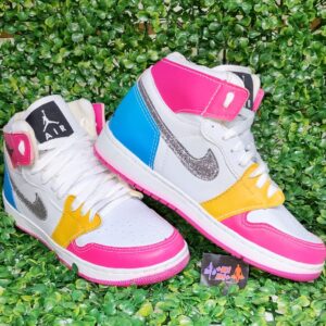 Jordan Botinha Branco com Rosa